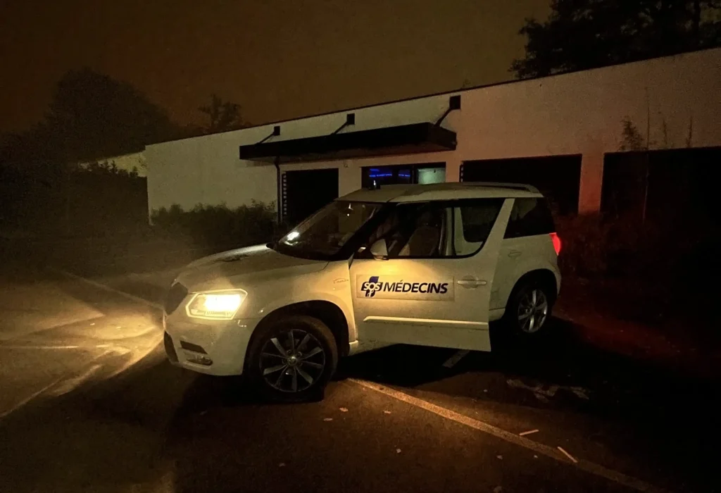 sos medecins pau 64 voiture visite